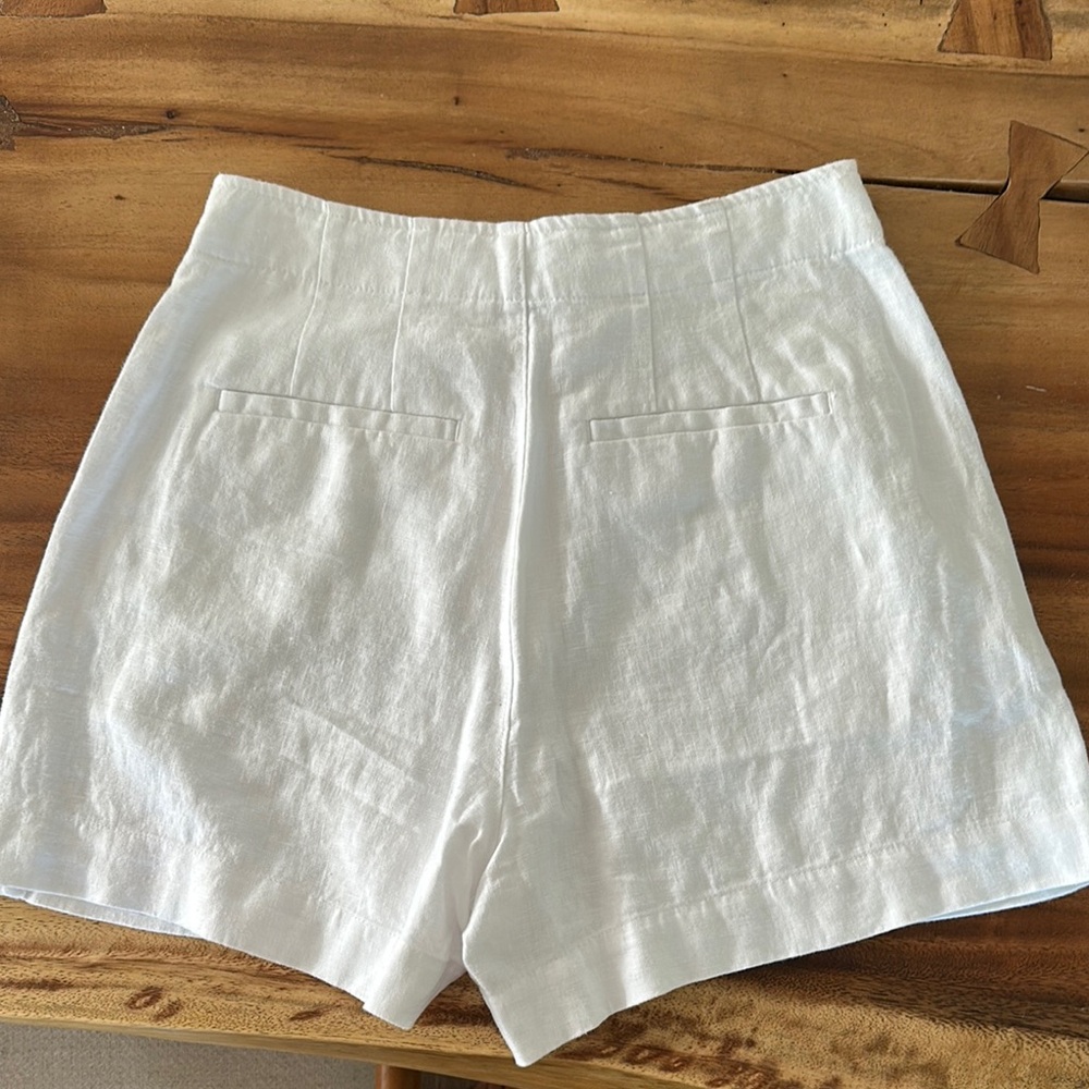 Madewell NWT White Linen Shorts - Picture 2 of 3